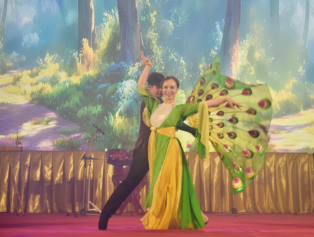 Đêm thăng hoa và lời tạ từ của rối Việt trên đất Lào - ảnh 26