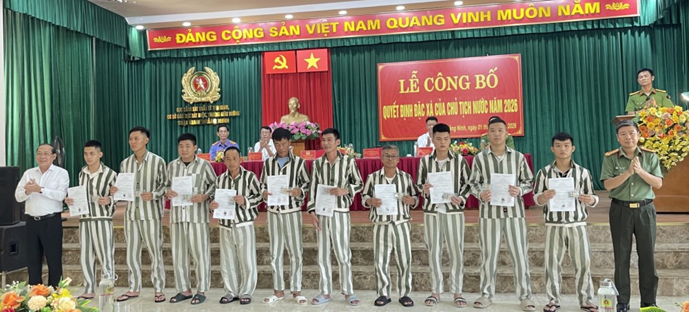 Hải Phòng, Quảng Ninh: Công bố Quyết định đặc xá cho gần 300 phạm nhân - ảnh 1