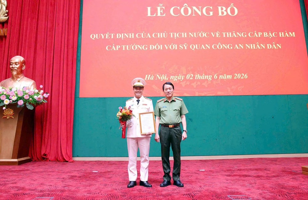 Phó Giám đốc Công an Hà Nội Nguyễn Ngọc Quyền được thăng cấp bậc Thiếu tướng - ảnh 1