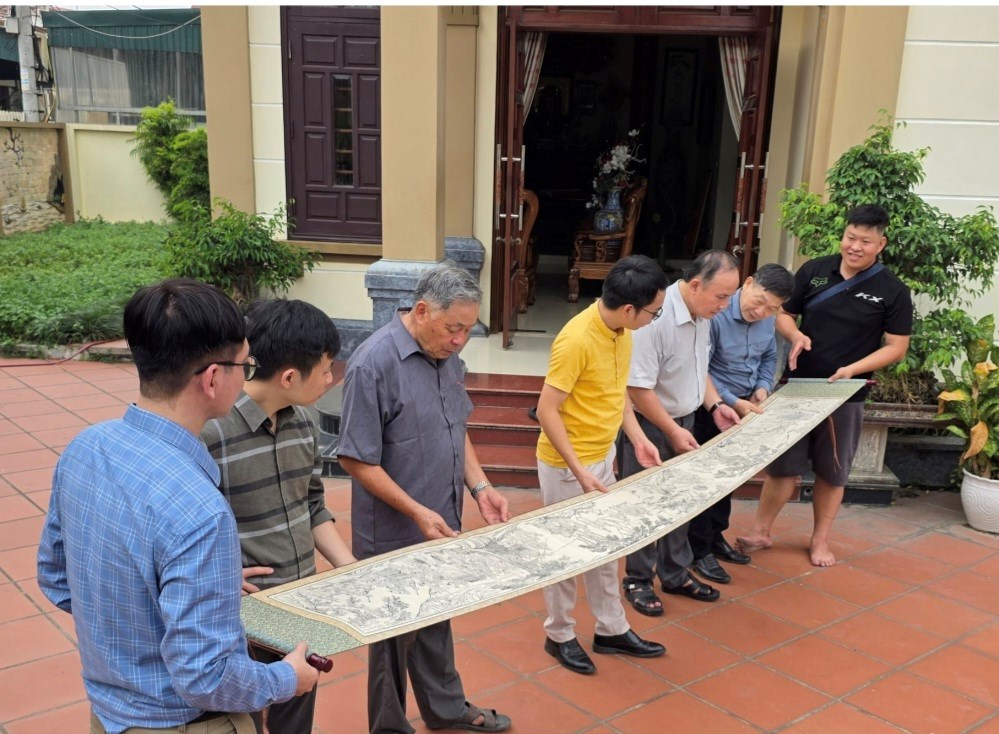 “Trúc Lâm đại sĩ xuất sơn đồ“: Dấu ấn Phật hoàng Trần Nhân Tông thức giấc trên mặt gỗ - ảnh 1