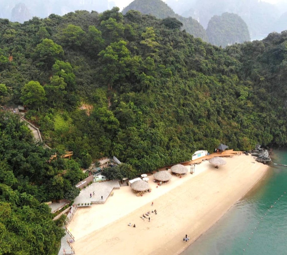 Quảng Ninh: Một bãi biển trong quần thể vịnh Hạ Long được vinh danh trong top bãi biển đẹp thế giới năm 2026 - ảnh 2