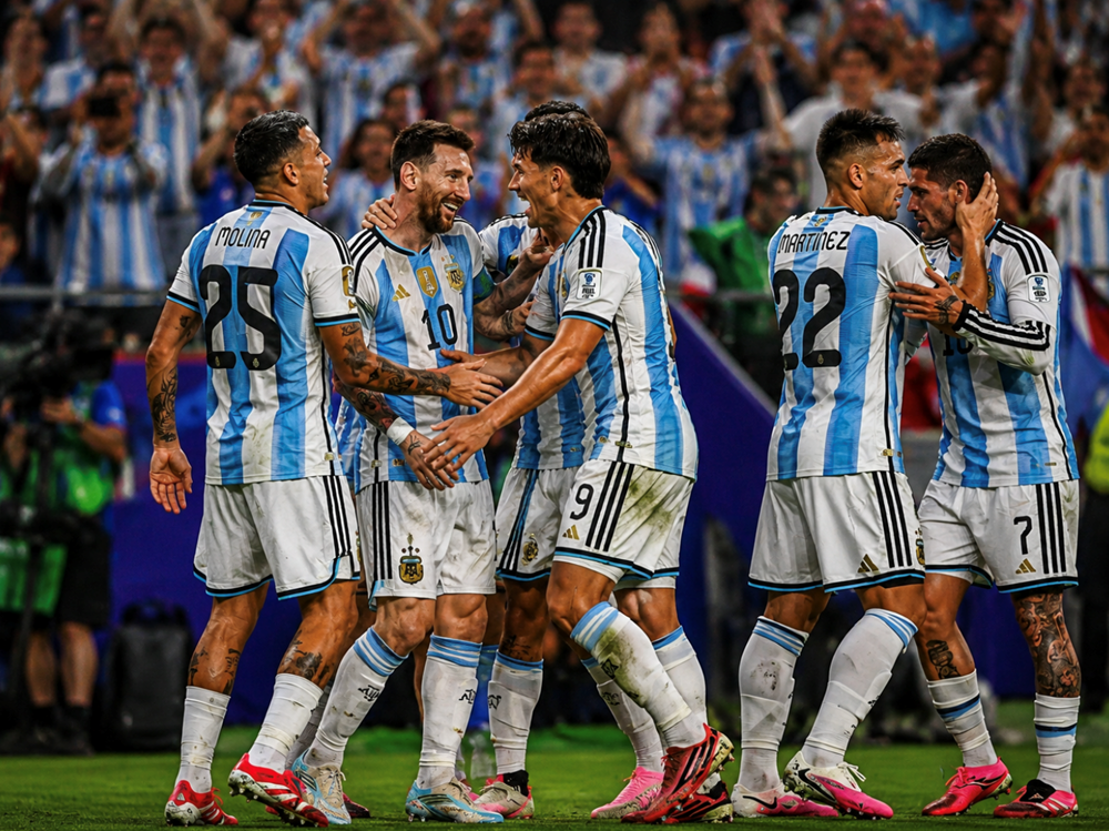 Messi lập hat-trick, Argentina đại thắng ngày ra quân World Cup 2026 - ảnh 1