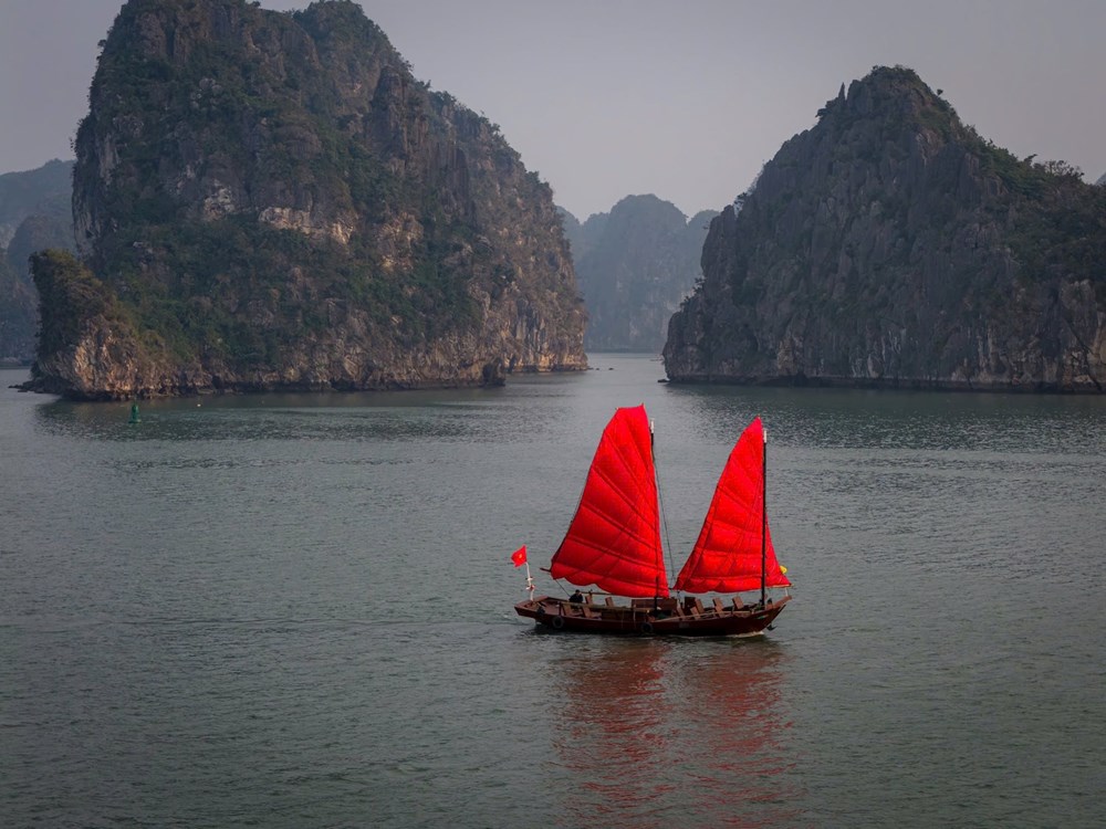 Quảng Ninh: Thuyền ba vách – cánh buồm di sản chính thức đưa vào hoạt động - ảnh 3