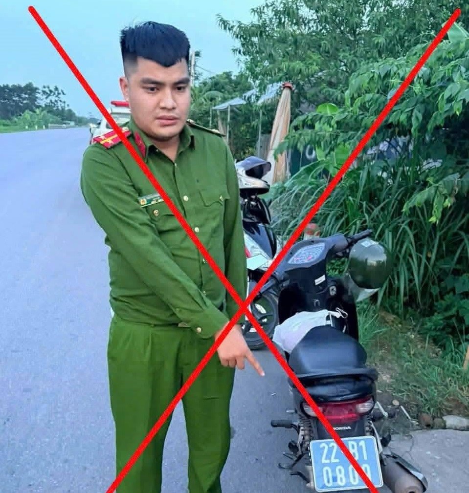 Phú Thọ: Khởi tố đối tượng mua quần áo Công an giả để cưỡng đoạt tài sản - ảnh 1