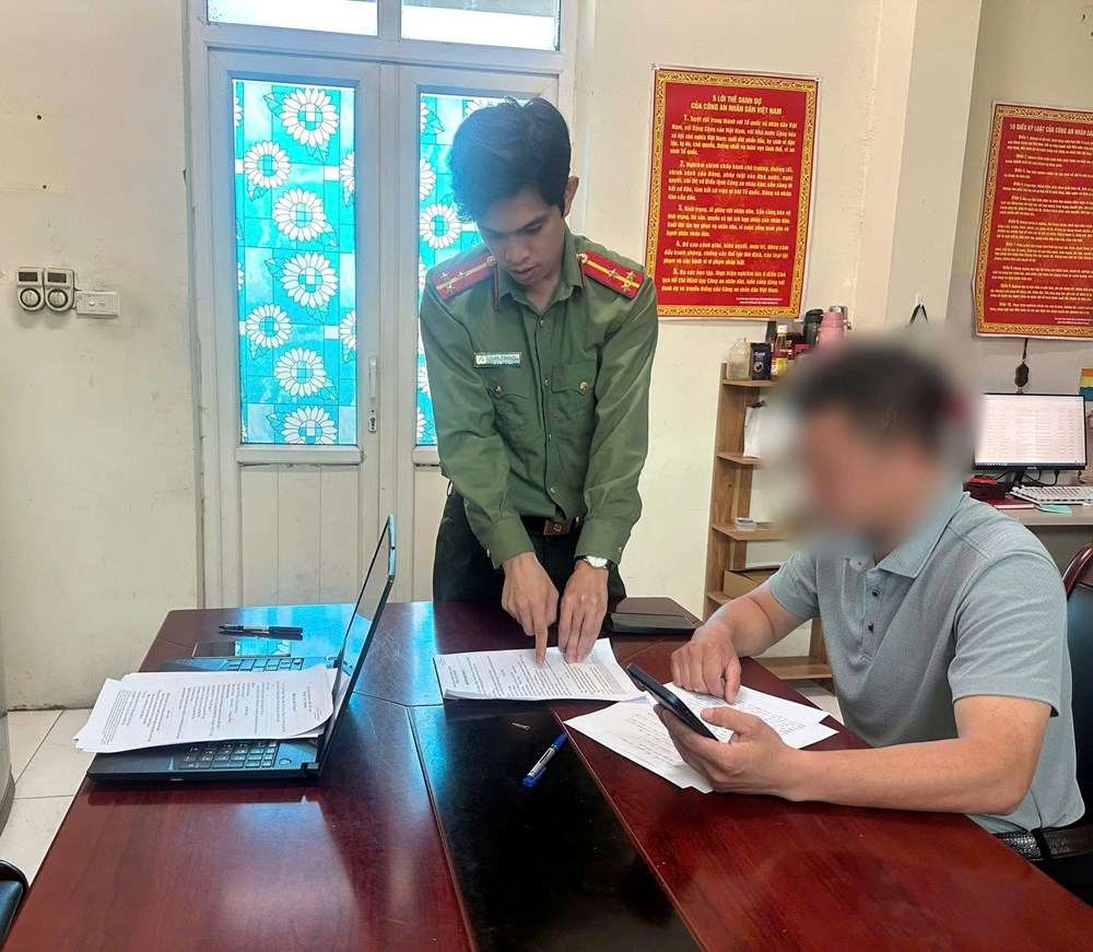 Công an Phú Thọ: Làm việc với 70 trường hợp tương tác trên trang của Lê Trung Khoa - ảnh 2