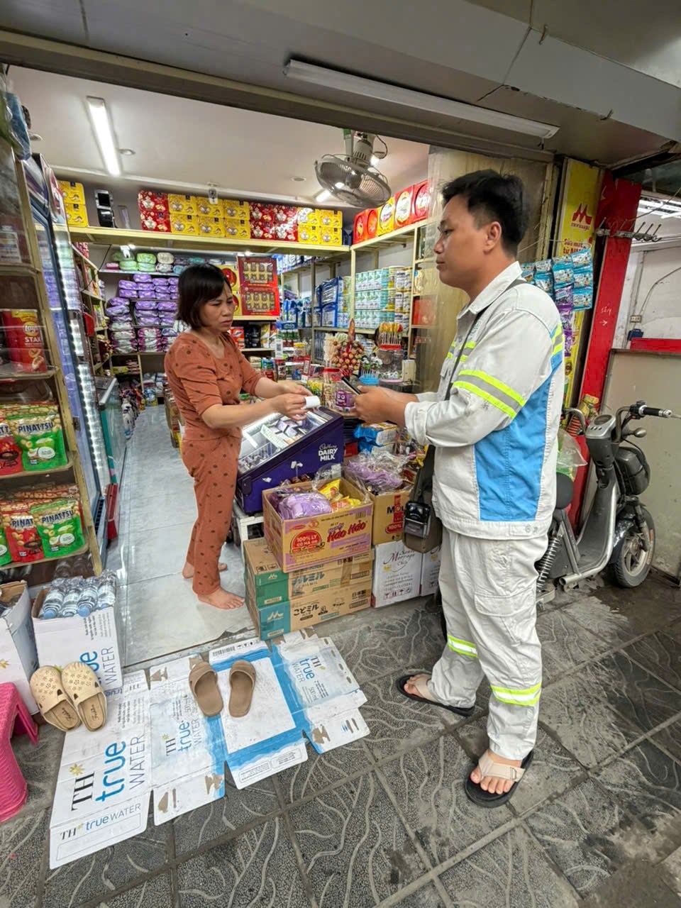 URENCO Hà Nội công bố lộ trình điều chỉnh giá dịch vụ vệ sinh môi trường - ảnh 2