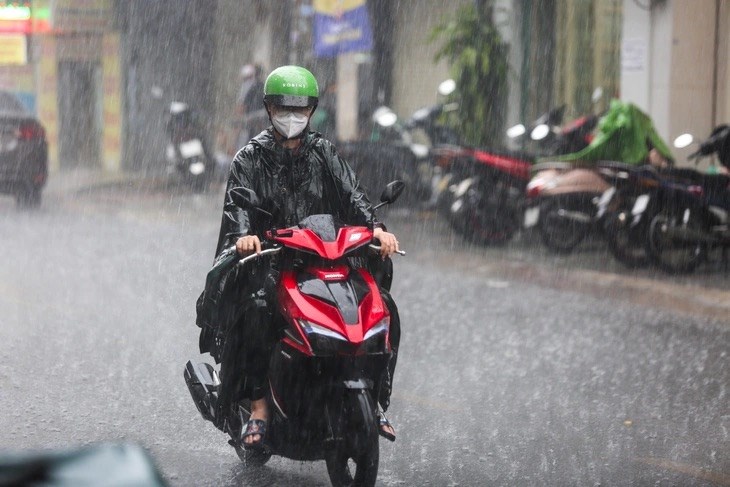 Thời tiết hôm nay 24.7: Hà Nội mưa to đến rất to - ảnh 1