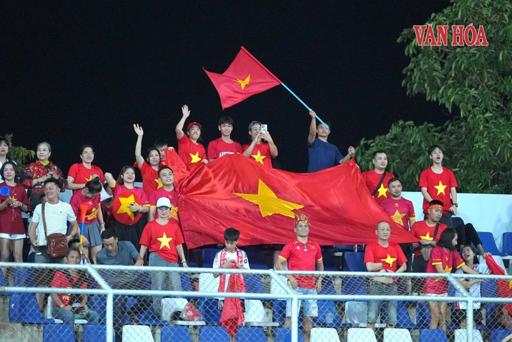 Tam tấu Đình Bắc - Xuân Son - Hoàng Hên tạo cơn mưa bàn thắng vào lưới Timor Leste - ảnh 14