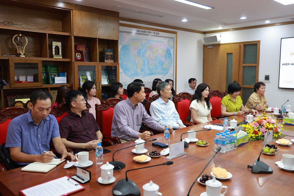 NXBGDVN phối hợp nâng cao chất lượng sách điện tử và học liệu số - ảnh 1