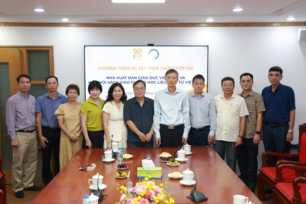 NXBGDVN phối hợp nâng cao chất lượng sách điện tử và học liệu số - ảnh 5