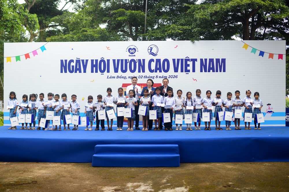 Hành trình 50 năm vun đắp nền tảng cho thế hệ Việt Nam khỏe mạnh hơn - ảnh 3