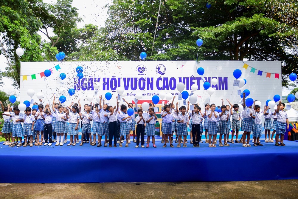 Hành trình 50 năm vun đắp nền tảng cho thế hệ Việt Nam khỏe mạnh hơn - ảnh 6