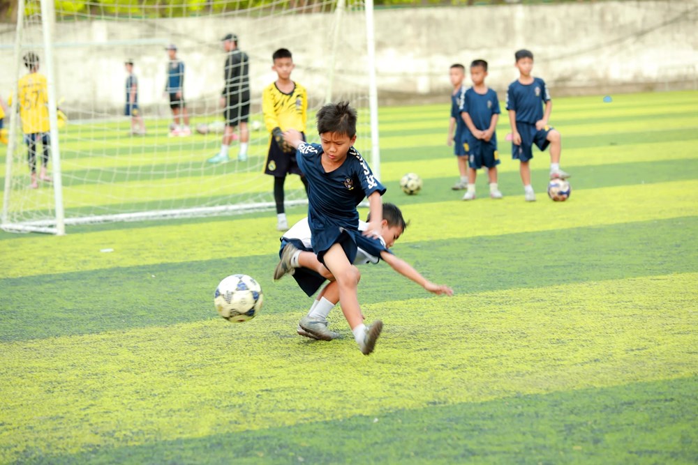 U11 CLB Bóng đá Hà Nội: Chiếc cúp vô địch của cả hệ thống - ảnh 2