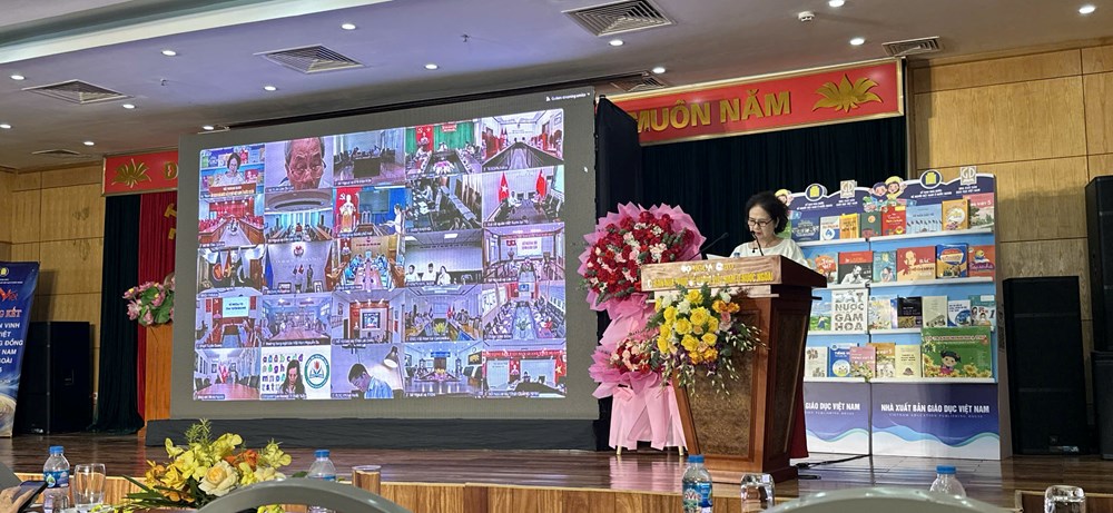 Để tiếng Việt sống cùng thế hệ trẻ kiều bào - ảnh 2