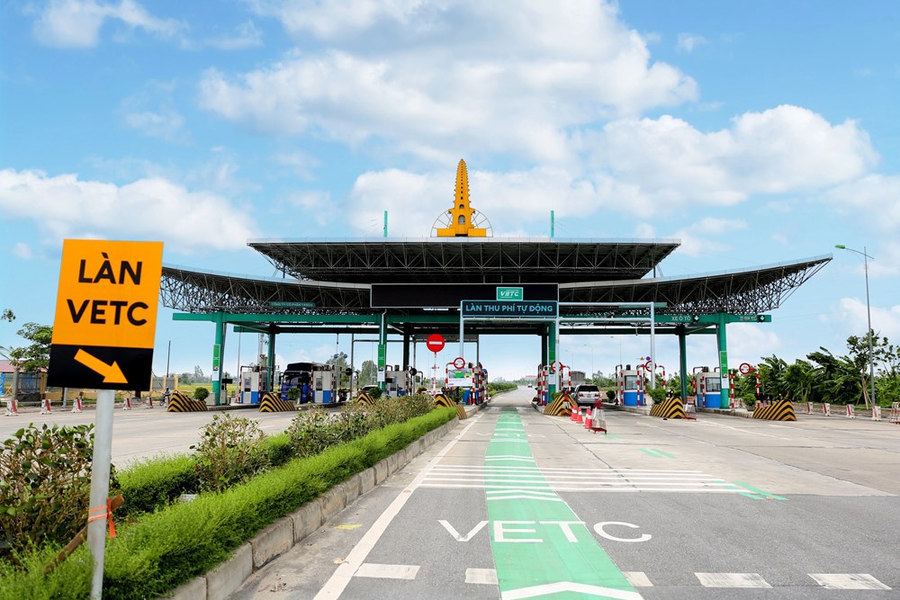 VETC dừng thu phí dịch vụ, hàng triệu tài xế hưởng lợi - ảnh 1
