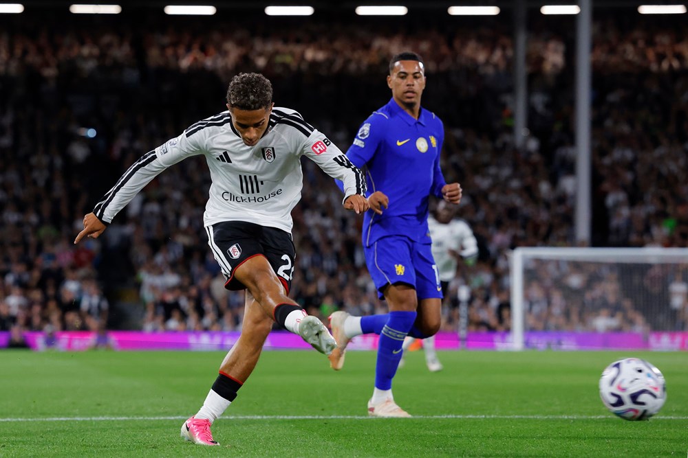 Cole Palmer tỏa sáng, Chelsea chật vật giành 3 điểm trước Fulham - ảnh 1
