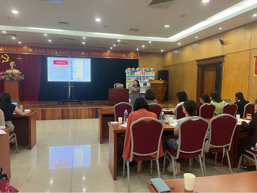 NXBGDVN tiếp tục đồng hành cùng giáo viên người Việt Nam ở nước ngoài trong hành trình giữ gìn và lan tỏa tiếng Việt - ảnh 2