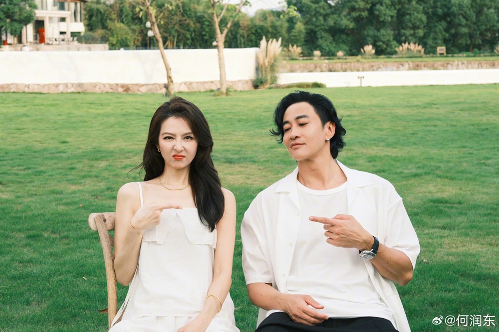 Nhìn cách Hà Nhuận Đông chở che bà xã, mới hiểu vì sao 10 năm không con cái mà tổ ấm vẫn trọn vẹn - ảnh 4