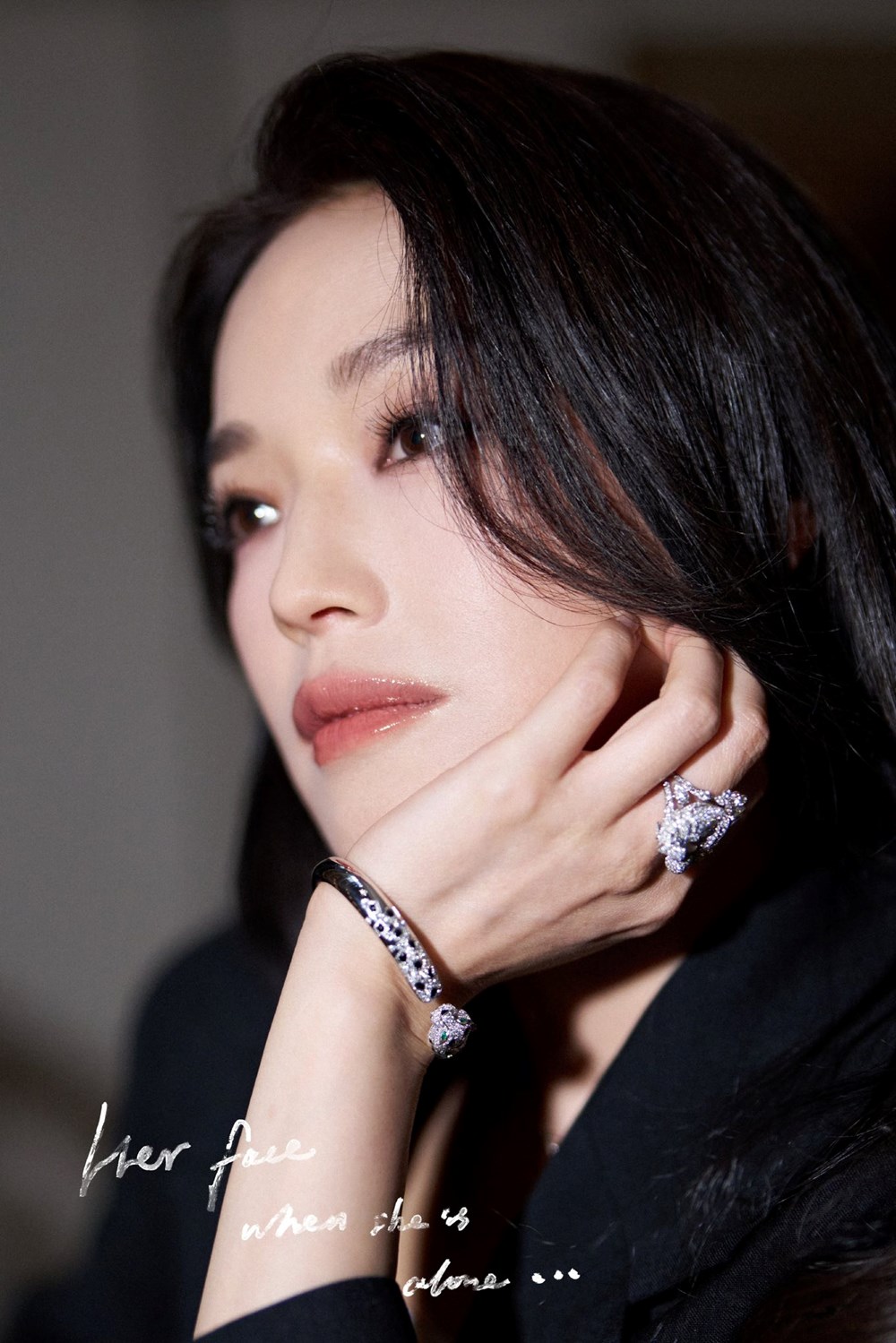 Lời thú nhận của Thư Kỳ: Tẩy trang đi rồi, tôi cũng rất giống một người phụ nữ 50 tuổi - ảnh 4