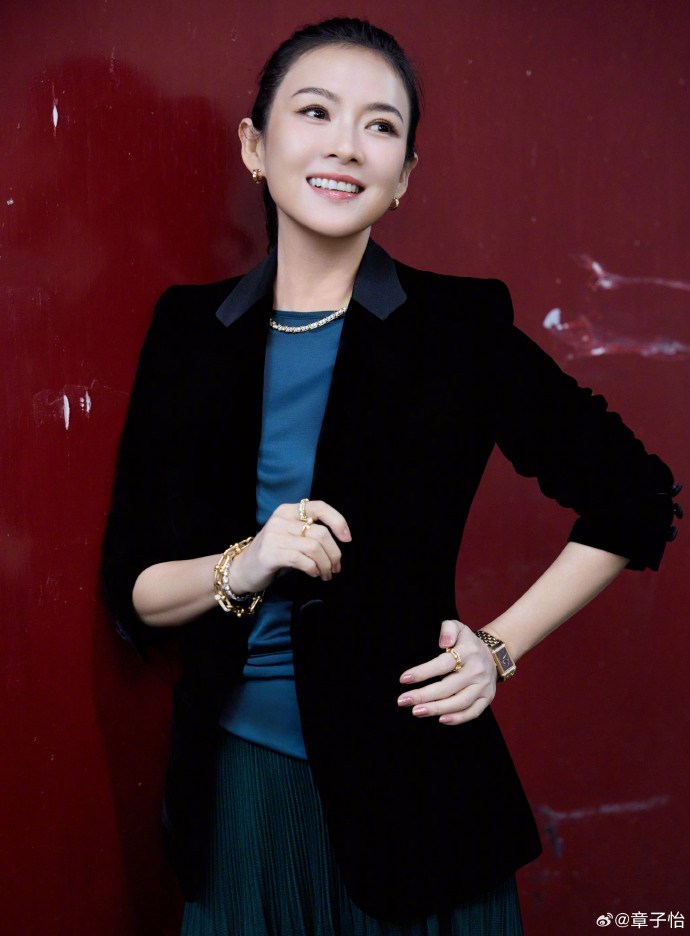 Chương Tử Di “trắng tay” tại Kim Tượng: “Thiên nga bạc” vẫn khiến người khác nể phục - ảnh 4