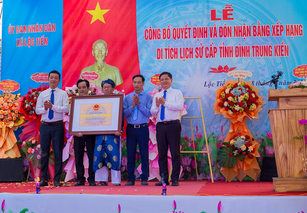 Đình Trung Kiền đón nhận Bằng di tích lịch sử cấp tỉnh - ảnh 1