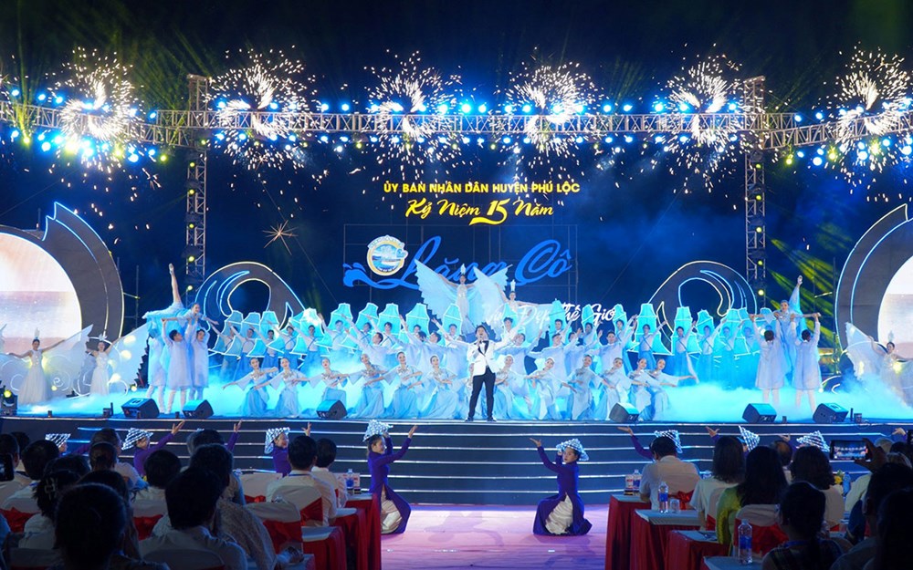 Kỷ niệm 15 năm Lăng Cô trở thành vịnh đẹp thế giới - ảnh 1