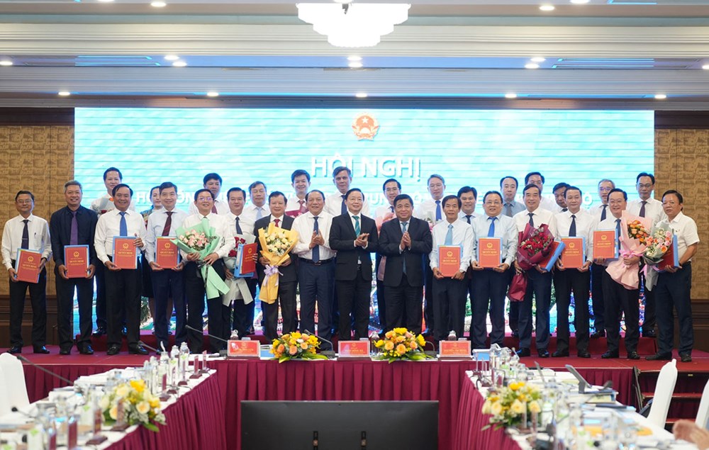 Ưu tiên kết nối giao thông ven biển - ảnh 2