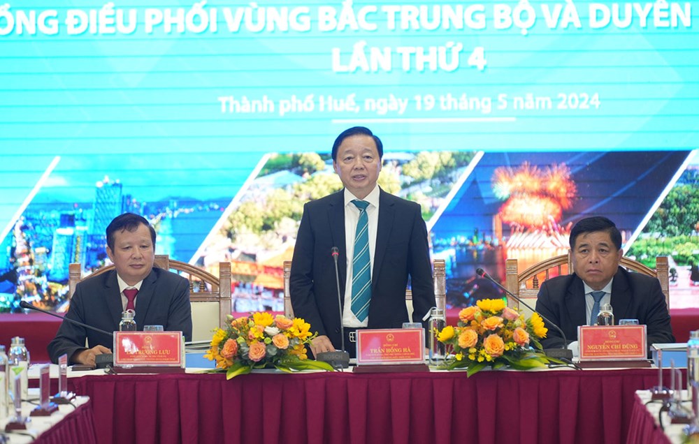 Ưu tiên kết nối giao thông ven biển - ảnh 1