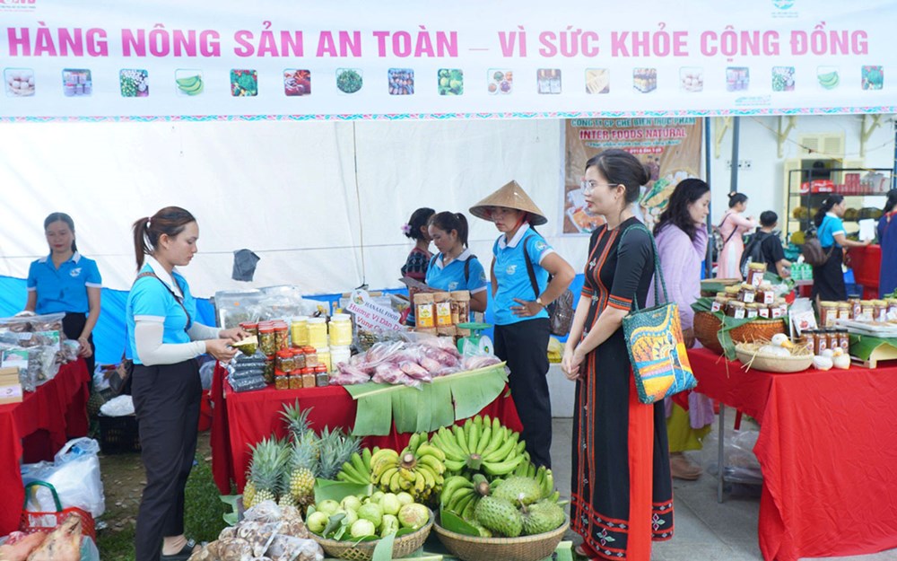 Phụ nữ với hành trình khởi nghiệp xanh và chuyển đổi số - ảnh 2