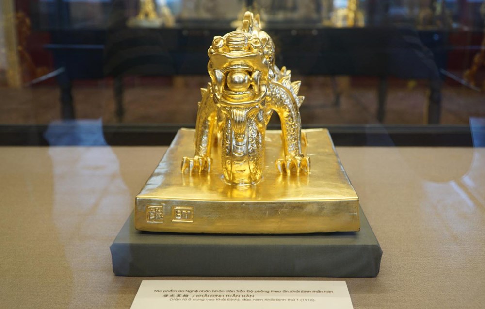 Giới thiệu biểu tượng rồng triều Nguyễn qua gốm của nghệ nhân Trần Độ - ảnh 5
