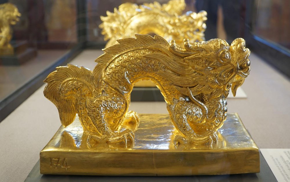 Giới thiệu biểu tượng rồng triều Nguyễn qua gốm của nghệ nhân Trần Độ - ảnh 4