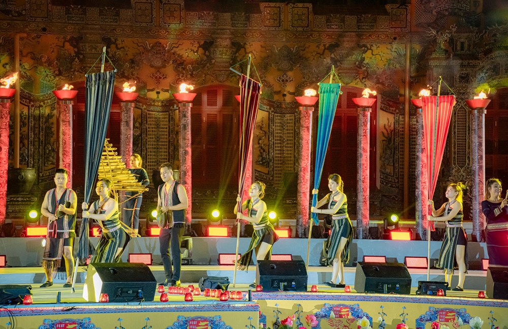 “Về Huế Festival” khép lại Tuần lễ văn hóa nghệ thuật sôi động - ảnh 5