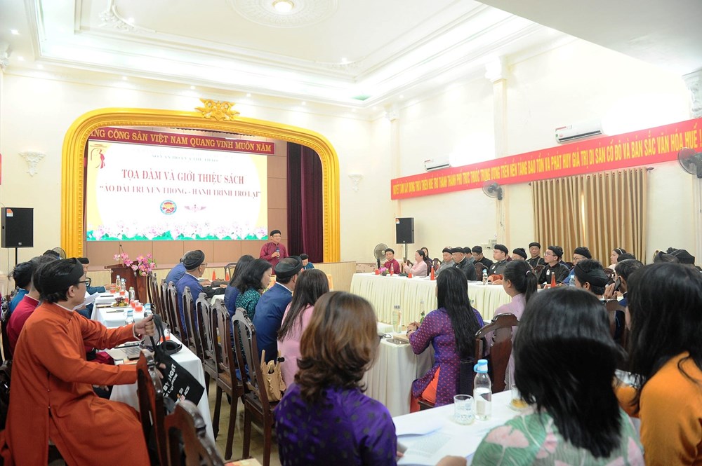Áo dài truyền thống - Hành trình trở lại - ảnh 3