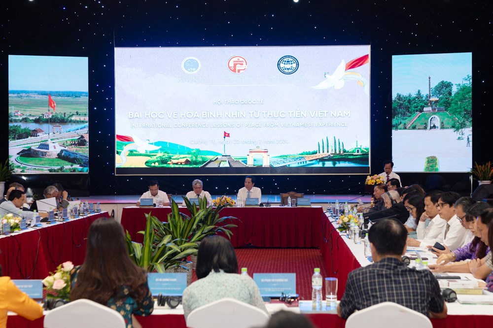Bài học về hòa bình nhìn từ thực tiễn Việt Nam - ảnh 1