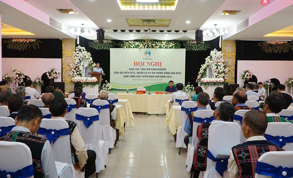 Phát huy vai trò của người có uy tín ở vùng biên giới Thừa Thiên Huế - ảnh 2