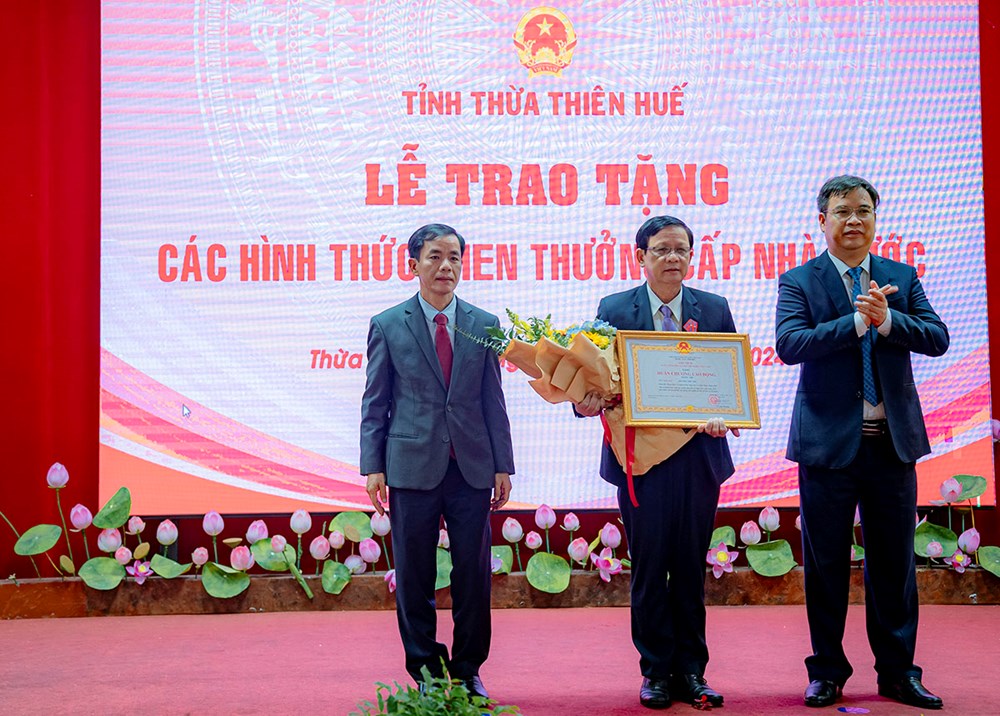 Thừa Thiên Huế vinh danh 10 công dân tiêu biểu - ảnh 3