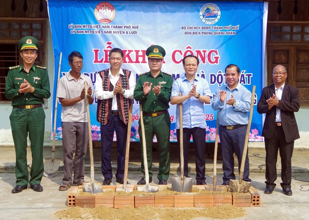 Khởi công xây dựng nhà ở cho các hộ nghèo tại huyện A Lưới - ảnh 1