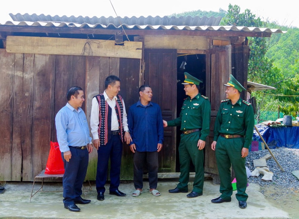 Khởi công xây dựng nhà ở cho các hộ nghèo tại huyện A Lưới - ảnh 2