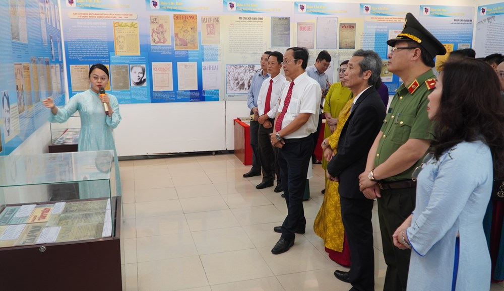 Thành phố Huế kỷ niệm 100 năm Ngày Báo chí cách mạng Việt Nam - ảnh 3