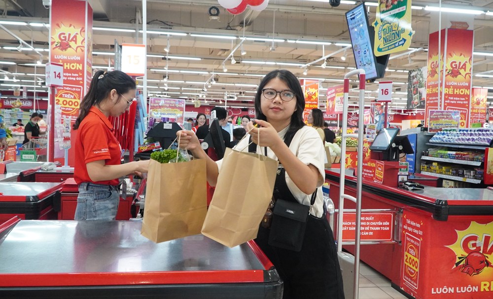 Phát động “Tháng không túi nilon” tại các siêu thị ở Huế - ảnh 2