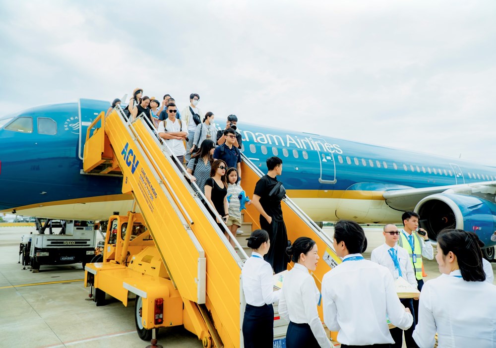 Vietnam Airlines đón hành khách thứ 350 triệu - ảnh 3