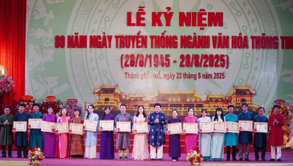 Ngành Văn hóa góp phần định vị “thương hiệu” Huế - ảnh 3