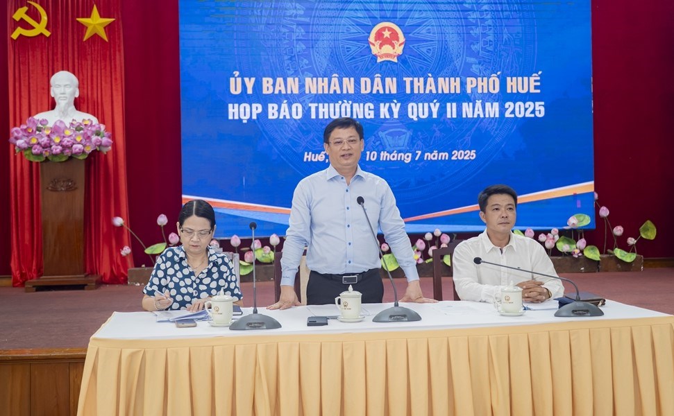 TP. Huế dự thảo về quy định phát ngôn, phóng viên “chấm điểm” các đơn vị cung cấp thông tin - ảnh 1