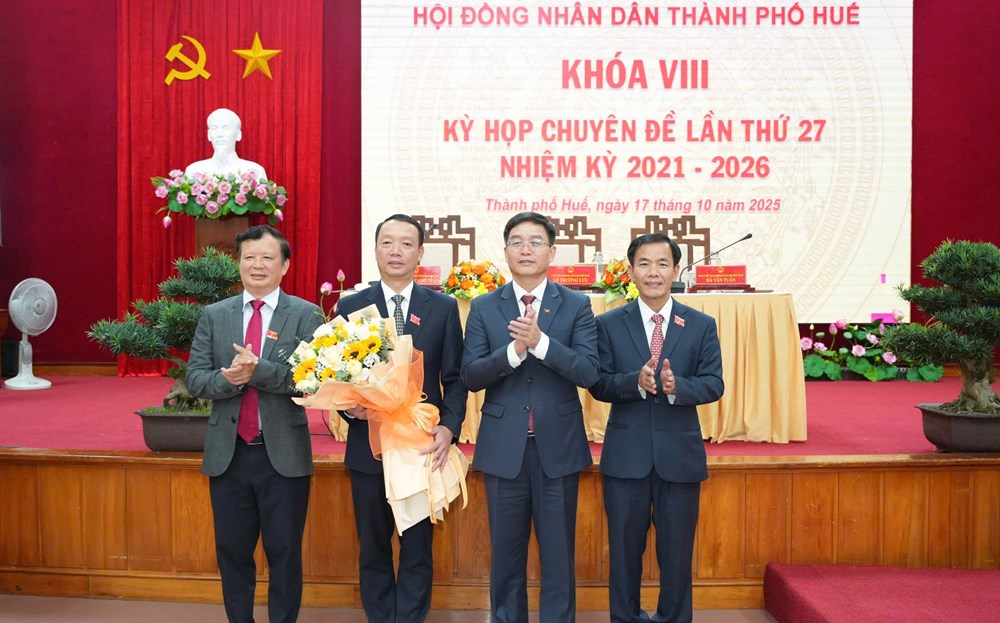 Ông Phan Thiên Định được bầu giữ chức Chủ tịch UBND TP. Huế - ảnh 1