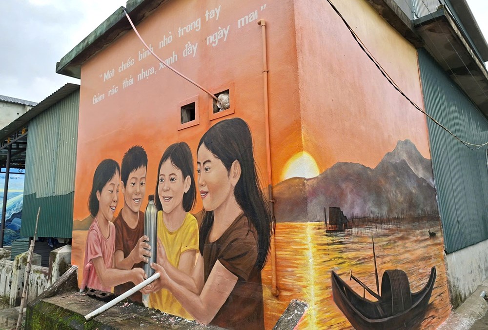 Ra mắt tuyến đường bích họa giảm nhựa ở điểm đến Ngư Mỹ Thạnh - ảnh 3
