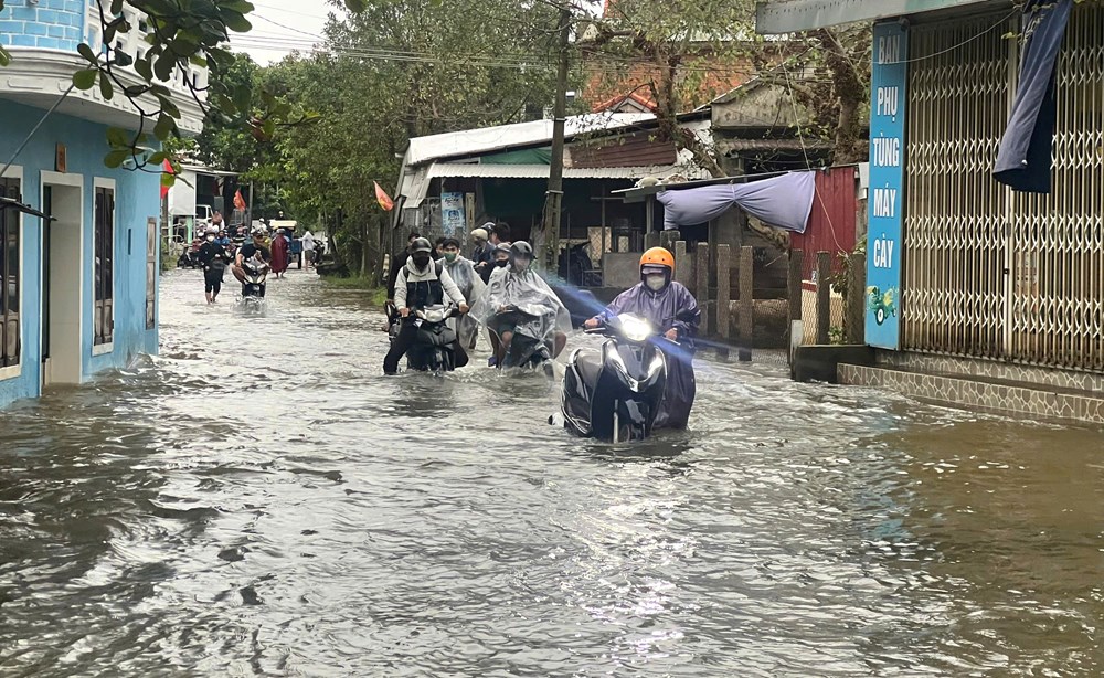Huế: Nhiều trường học “đóng cửa”, ngành du lịch đảm bảo an toàn cho du khách - ảnh 1