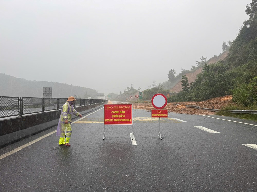 TP. Huế kiến nghị Chính phủ hỗ trợ 800 tỉ đồng di dời dân cư vùng sạt lở - ảnh 1