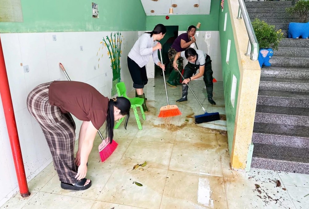 Huế: Lên kế hoạch dạy học trực tuyến cho các trường ở vùng bị ngập lụt kéo dài - ảnh 1