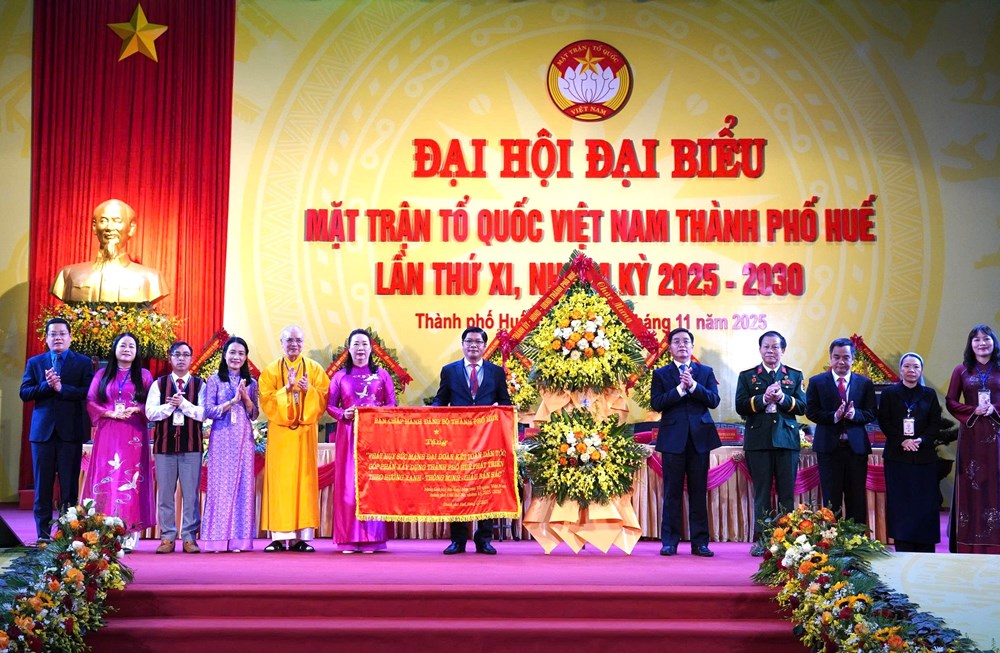Phát huy sức mạnh đại đoàn kết, xây dựng đô thị “xanh - thông minh - giàu bản sắc” - ảnh 1