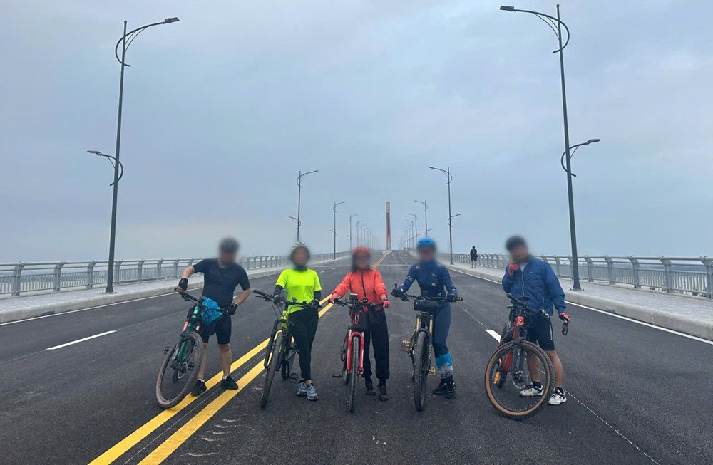 Cầu vượt cửa biển Thuận An hoàn thành nhưng khả năng chưa thể thông xe - ảnh 3